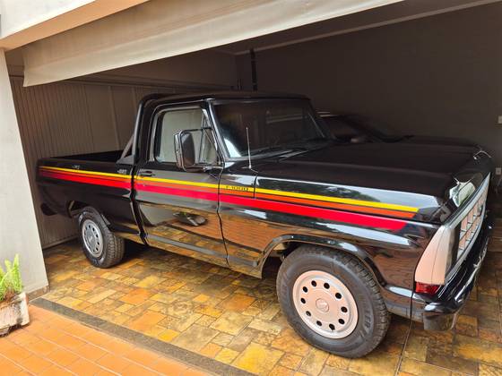 FORD F-1000 3.9 SUPER SÉRIE CS 8V DIESEL 2P MANUAL